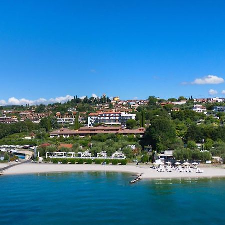 Hotel Riva Del Sole Moniga del Garda Exterior foto