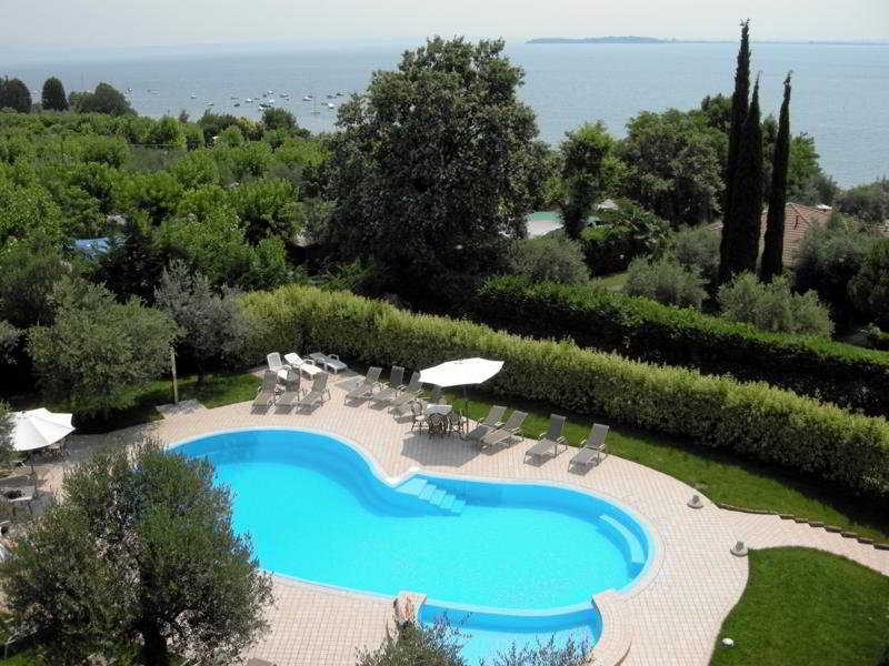 Hotel Riva Del Sole Moniga del Garda Einrichtungen foto